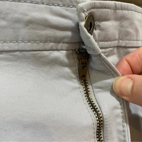 NWT Van Heusen Cargo Shorts 36 Stretch Cotton 8in Inseam- Stone Grey - Picture 4 of 16